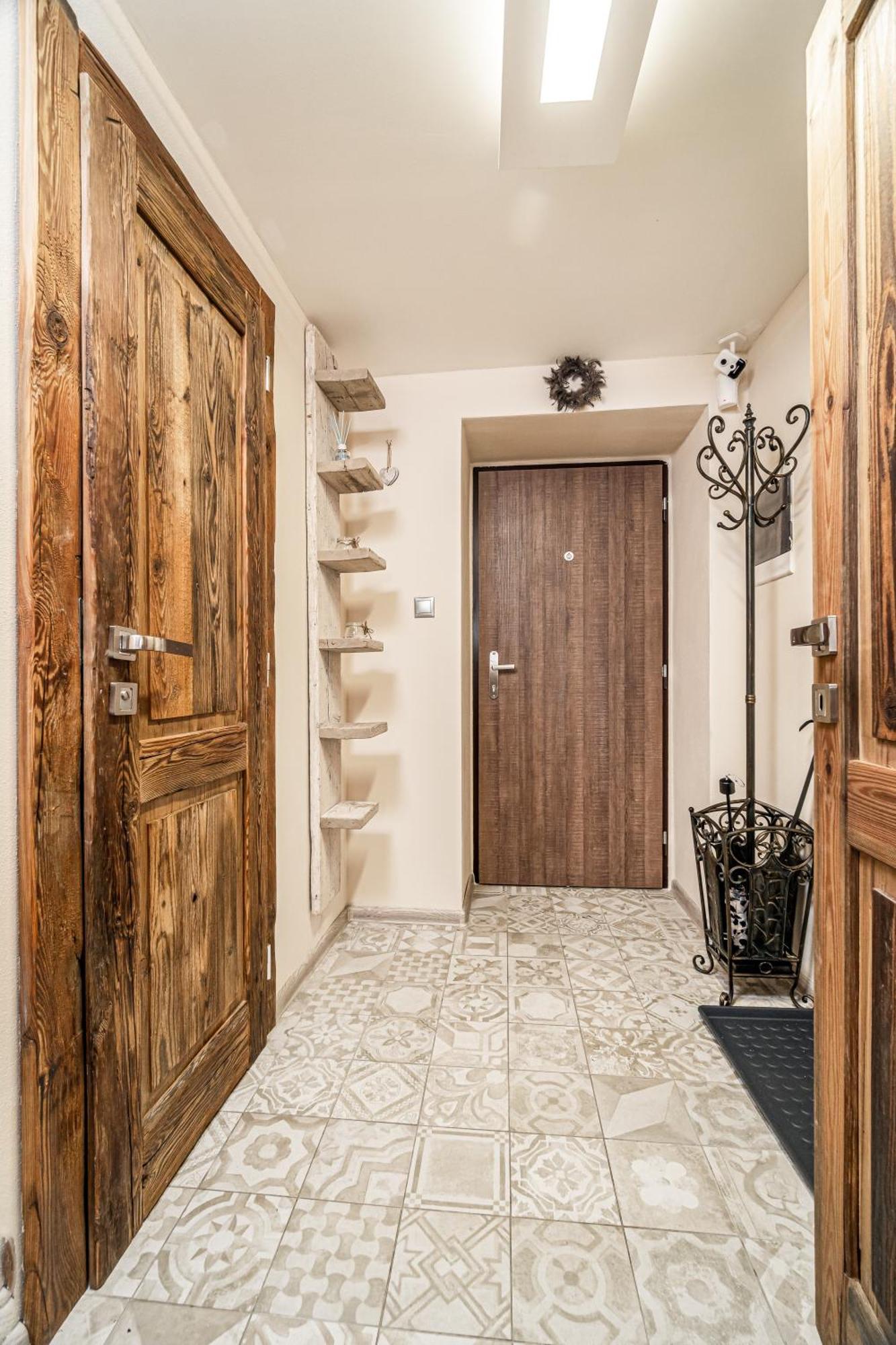 Luxurious And Royal Apartment In The Old Town Bratislava Eksteriør billede